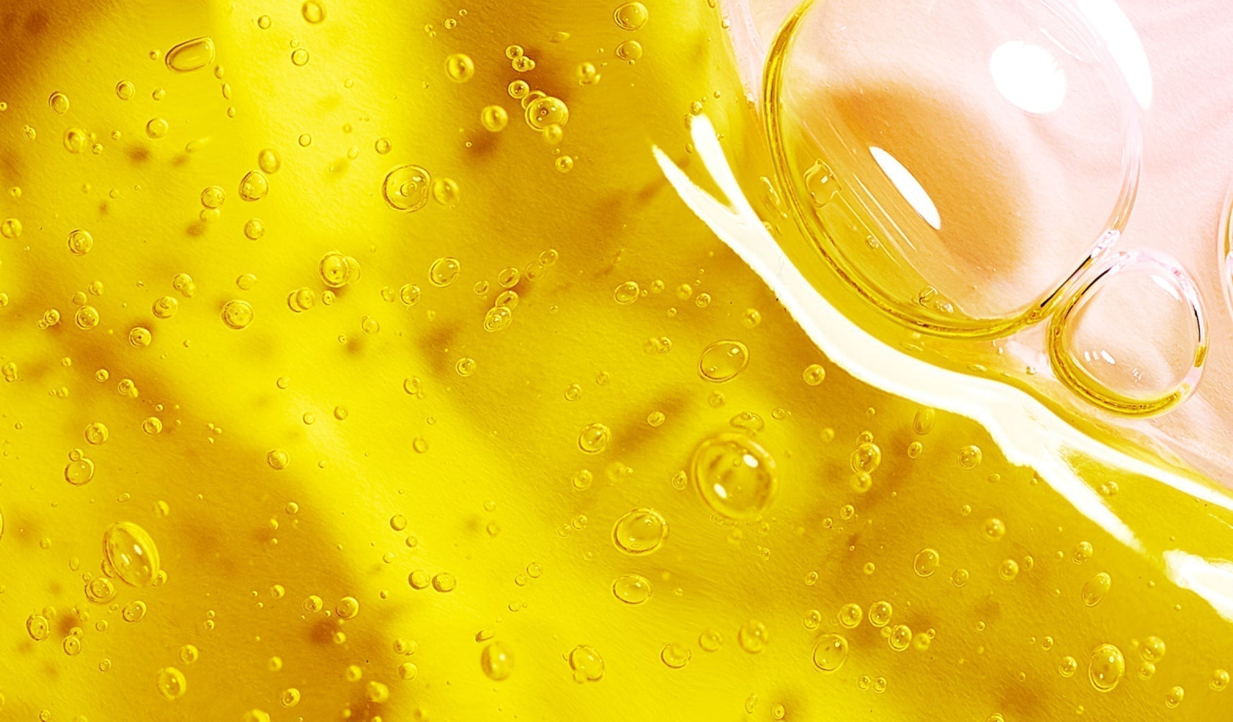 Retinol vs. Retinal: What's the Difference in Skincare?